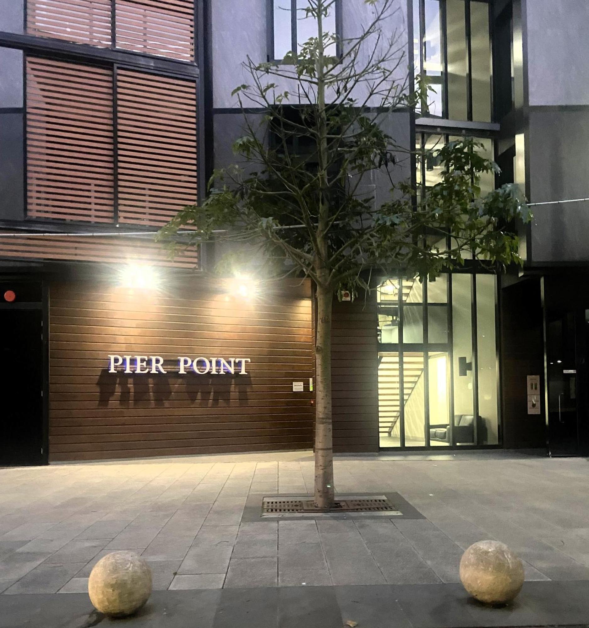 The Pier Point Apartments Geelong Waterfront Exterior photo